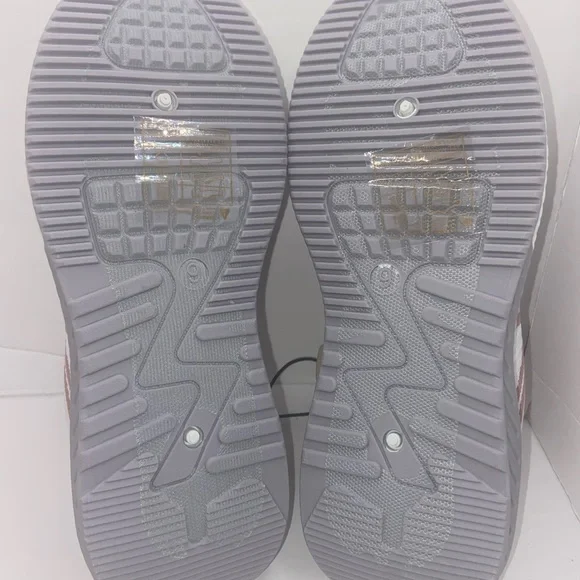 Marc Echo Womens Slipon Sneakers White/Pink size 9 NWT (I) - Picture 9 of 9